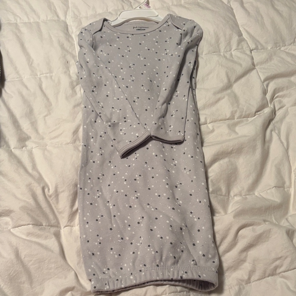 First impressions Grey Star Sleep Gown - Carter's